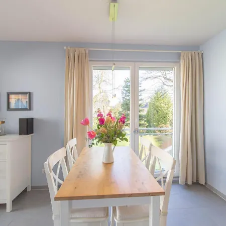 Strandlaeufer * Scharbeutz